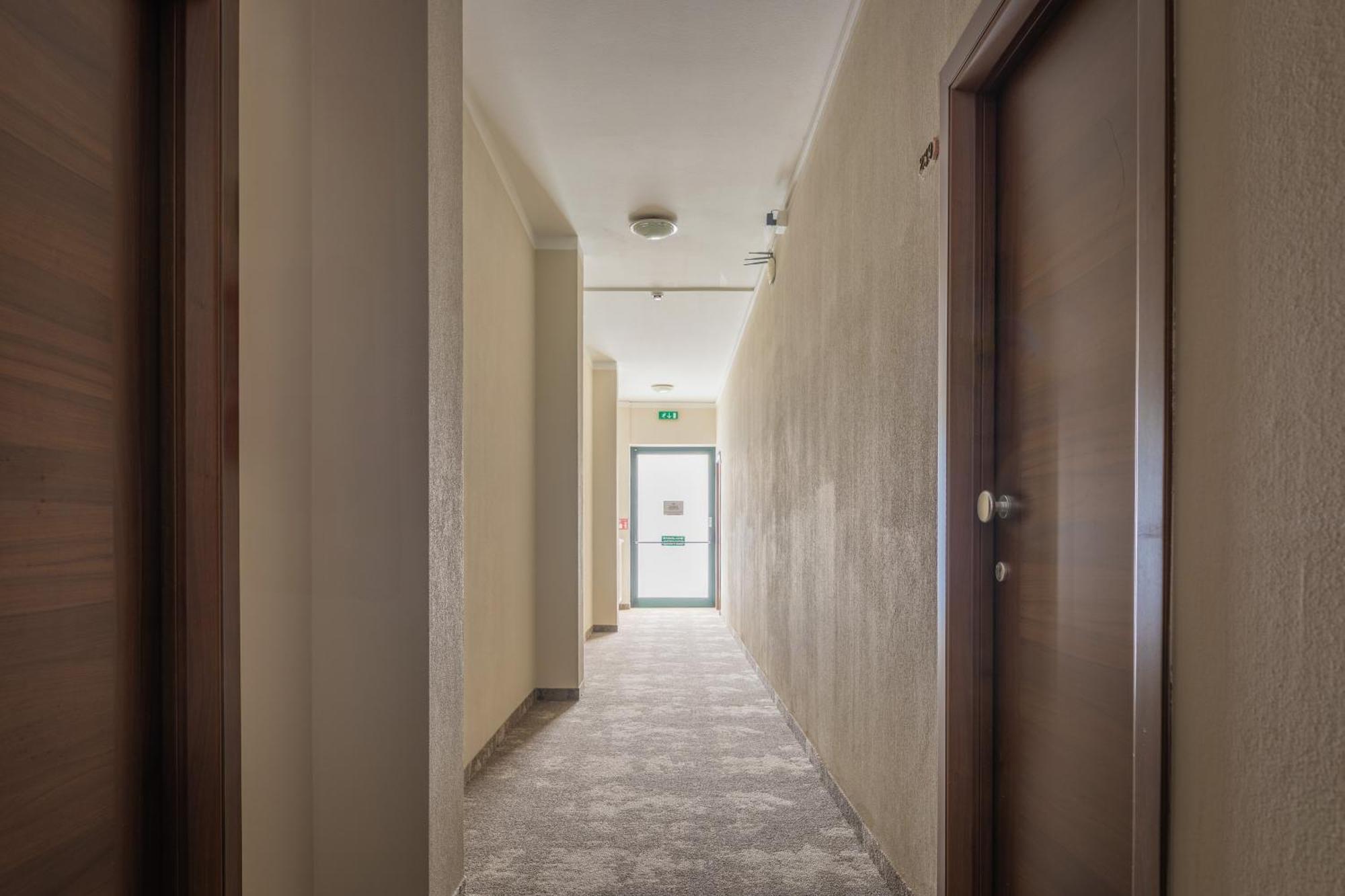 Hotel Cristallo Риоло Терме Екстериор снимка