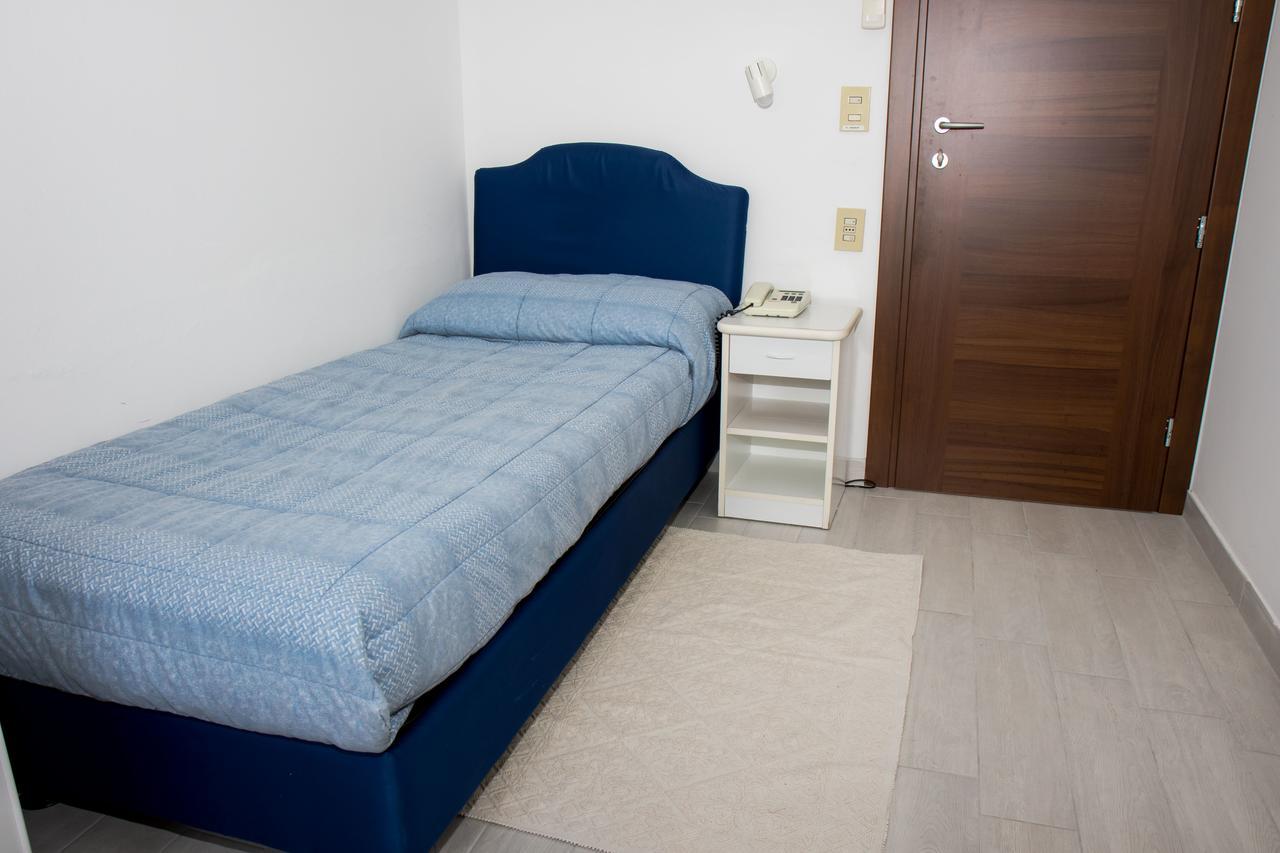 Hotel Cristallo Риоло Терме Екстериор снимка